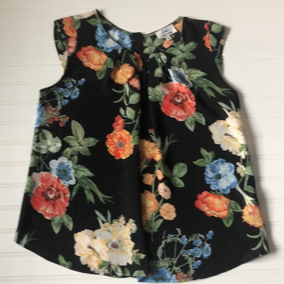 Black Cap Sleeve Top with Floral Print - Picture 1 of 5